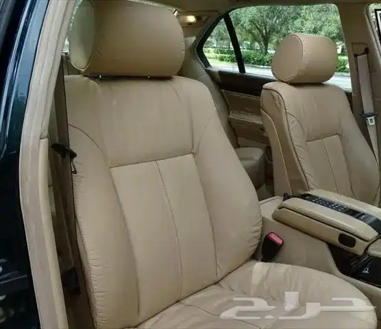 بي ام دبليو الفئة السابعة 1995 BMW 740iL مخزن 10
