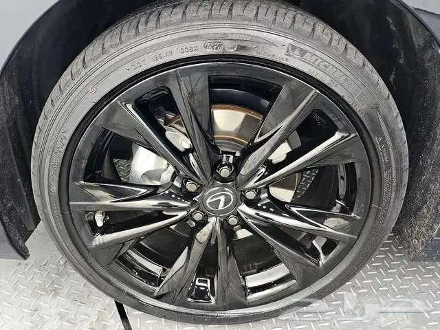 لكزس -es300 - 2024 10