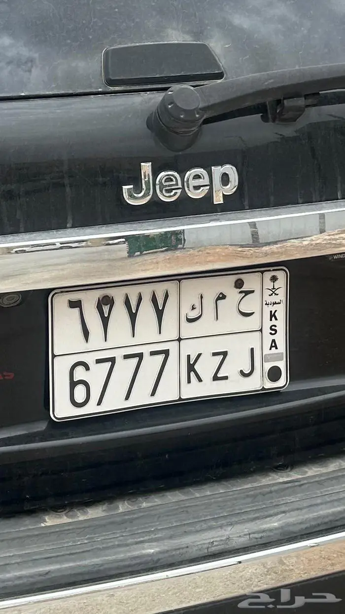 لوحة شبه ميزة للبيع 0