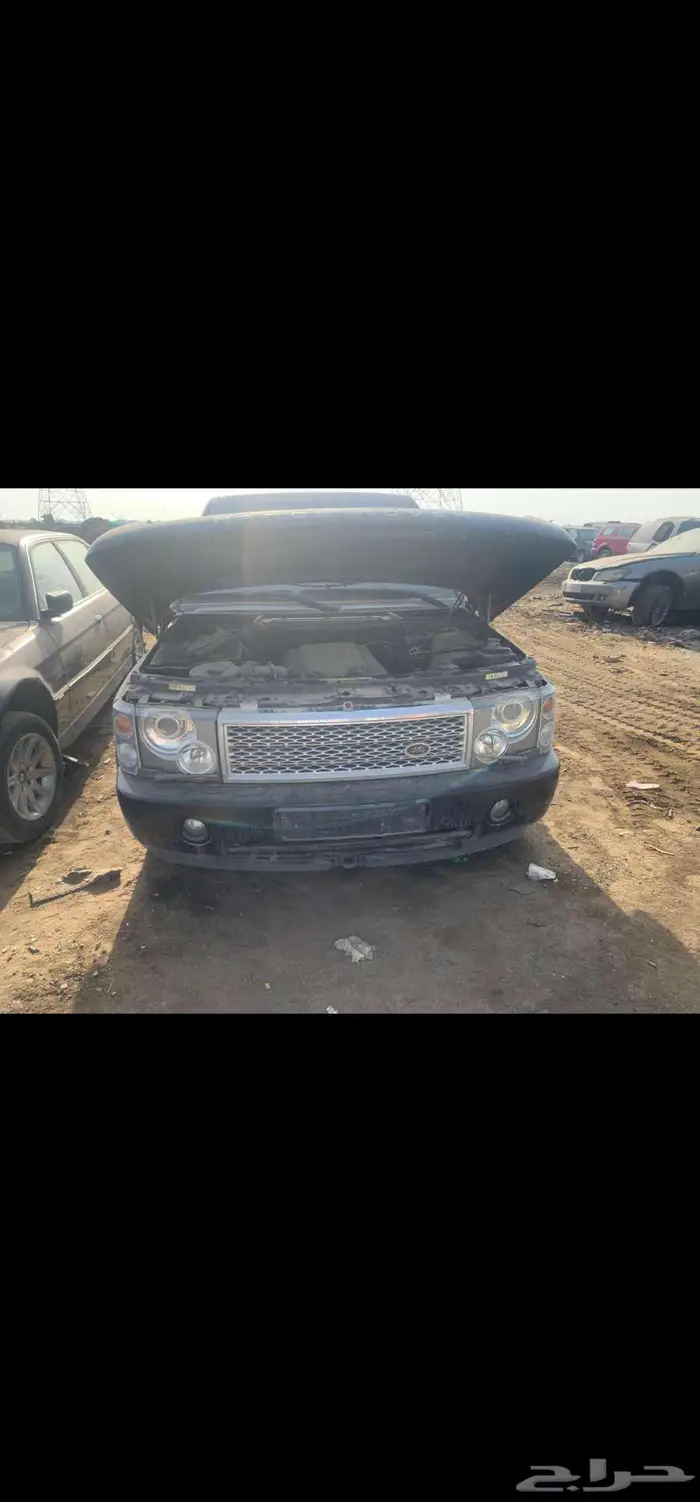 رنج روفر HSE 2004 يوجد لديه بعض القطع 1