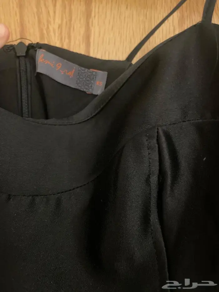 فستان اسود 0