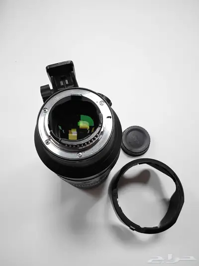للبيع عدسه نيكون 70-200. Nikon lens 3