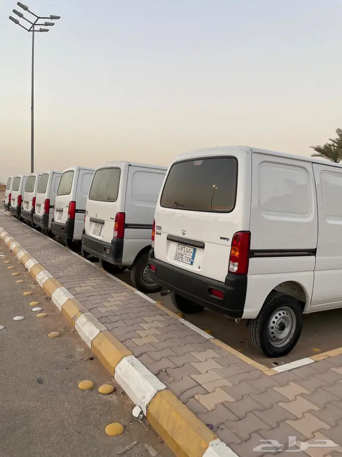 للشركات اللوجستية والمطاعم باصات سوزوكي للايجار 3