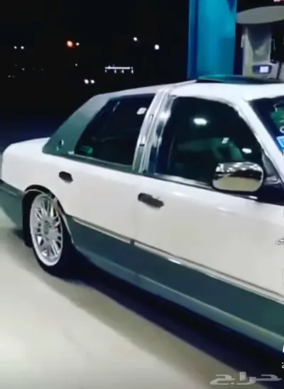 ازياق نياكل فورد ماركيز جمرك 3