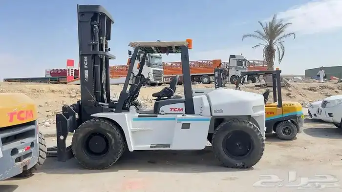 فوركلفت رافعة شوكية رافعات للايجار الشهري واليومي مشوار 13
