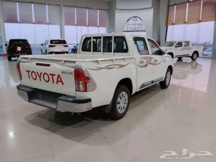 وارد اليحيى هايلكس غمارتين بنزين جير عادي بدون دبل طيس 2025 4