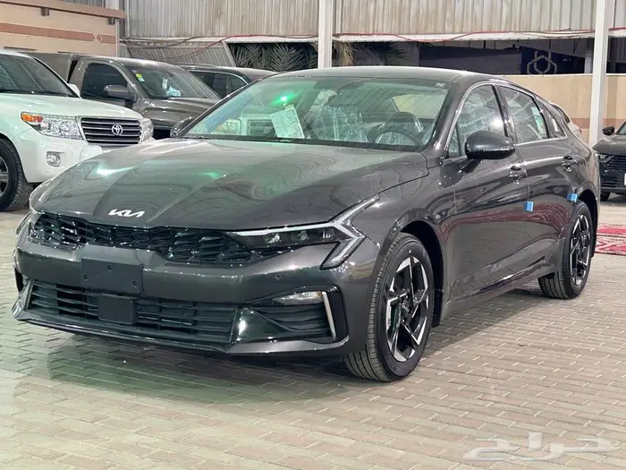 كيا K5 ستاندر مطور 2025 بالنقد والتقسيط 1