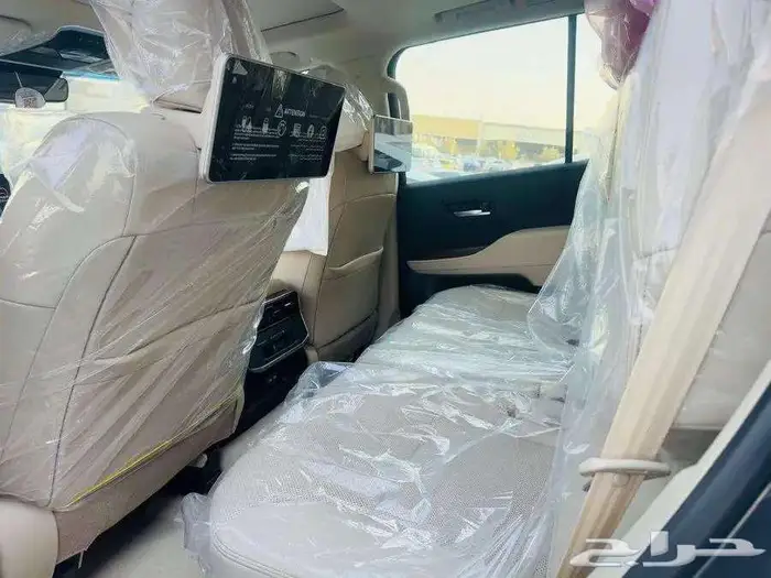 GXR لاند كروزر L5 2024 الساير كاش و بنوك 10