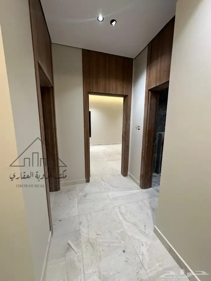 للبيع فيلا روف ارضي تمليك حي الاخضر 8