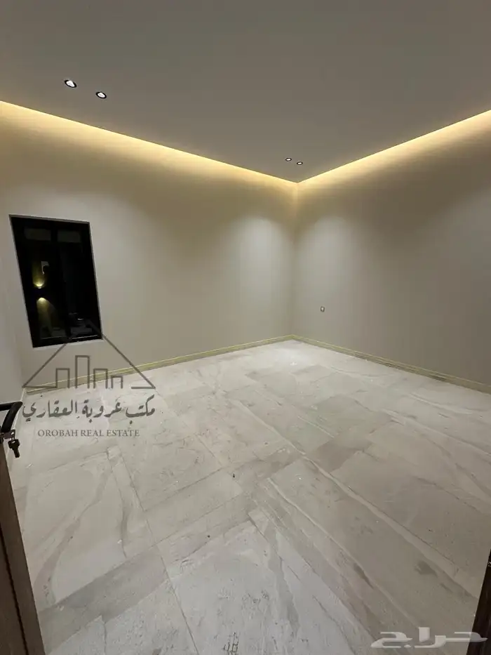 للبيع فيلا روف ارضي تمليك حي الاخضر 24