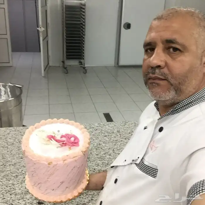 شيف حلويات غربي 24