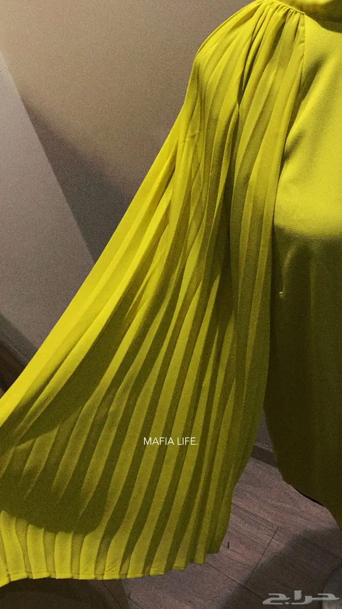 شنط وملابس ماركات 2