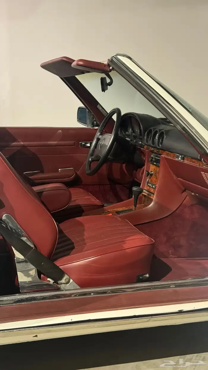 مرسيدس SL560 1987 10