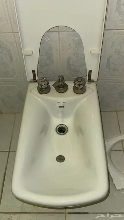 اداوت صحيه مغاسل وكراسي 2