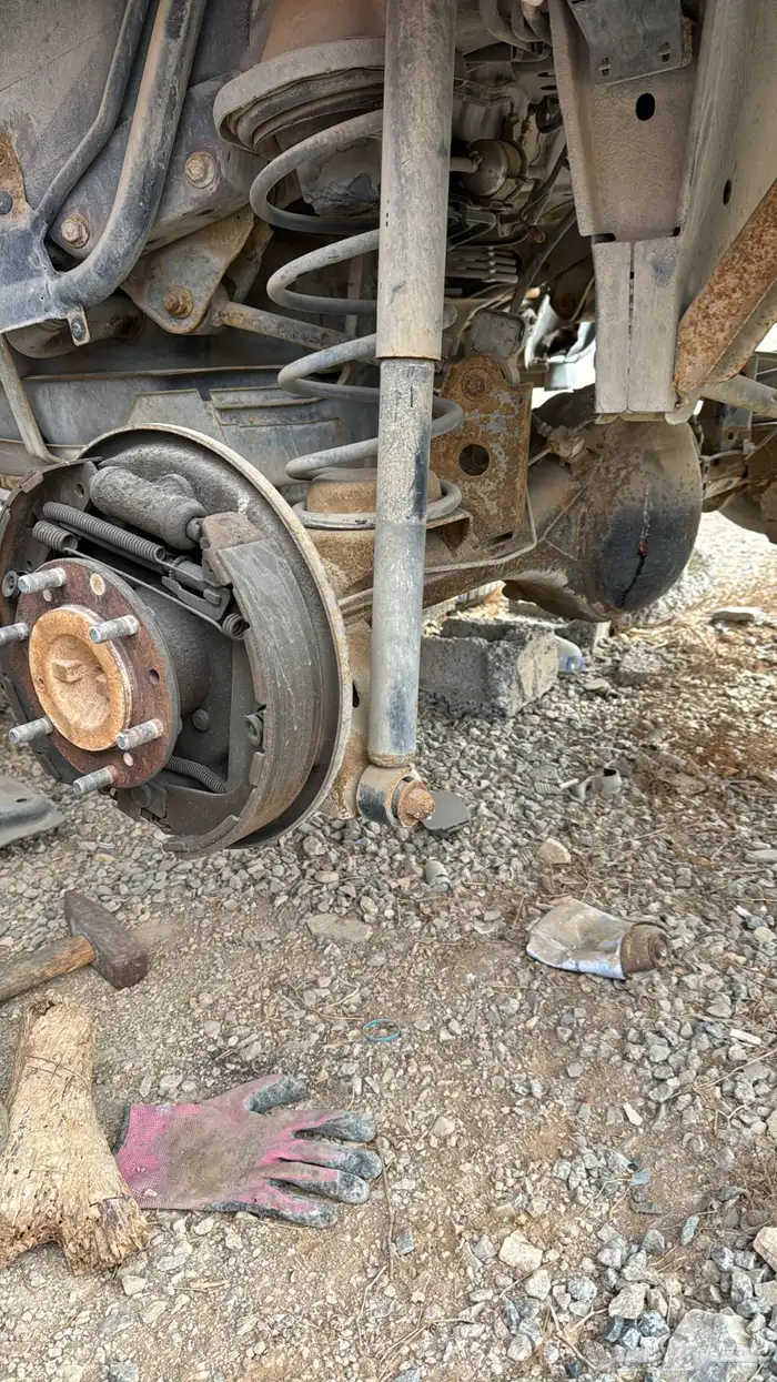 للبيع قطع غيار باثفندر تشليح من 98 الى 2005 40