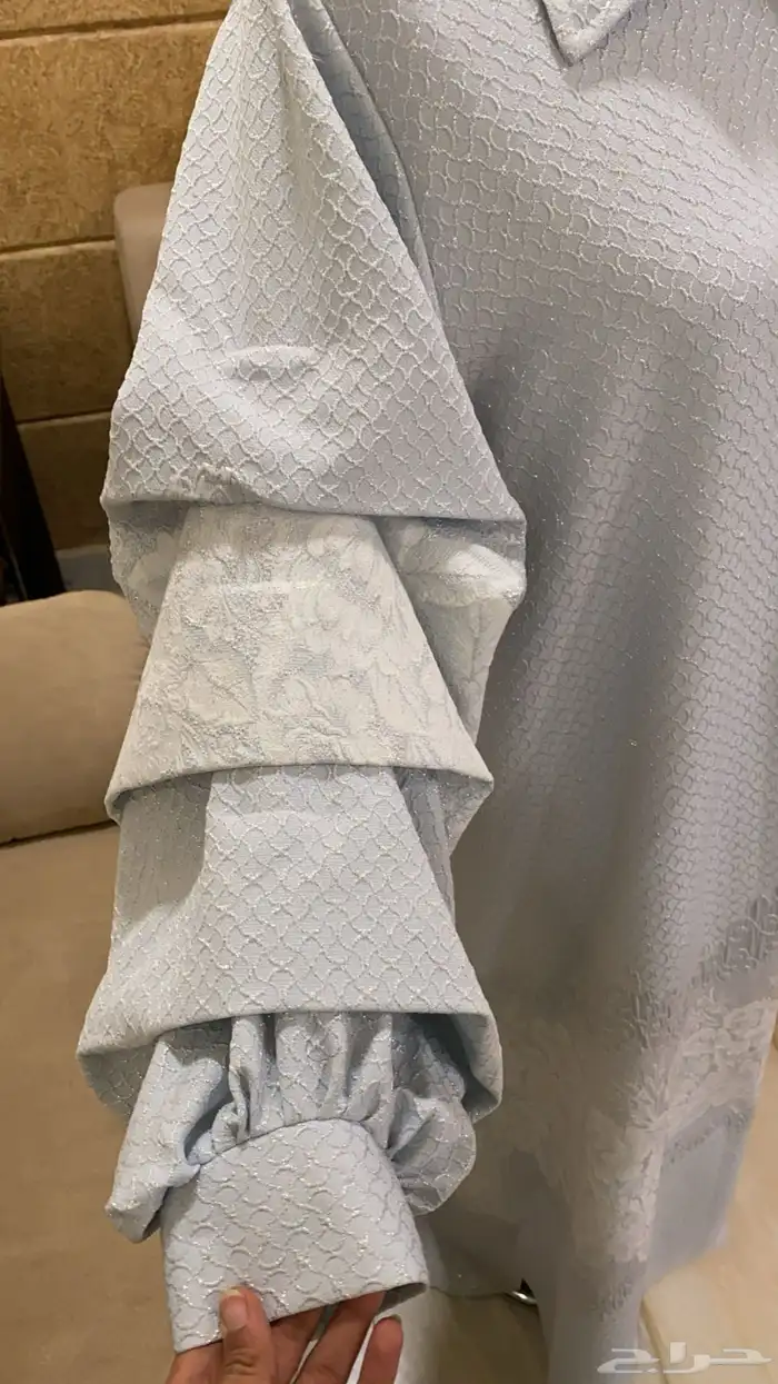شنط وملابس ماركات 23