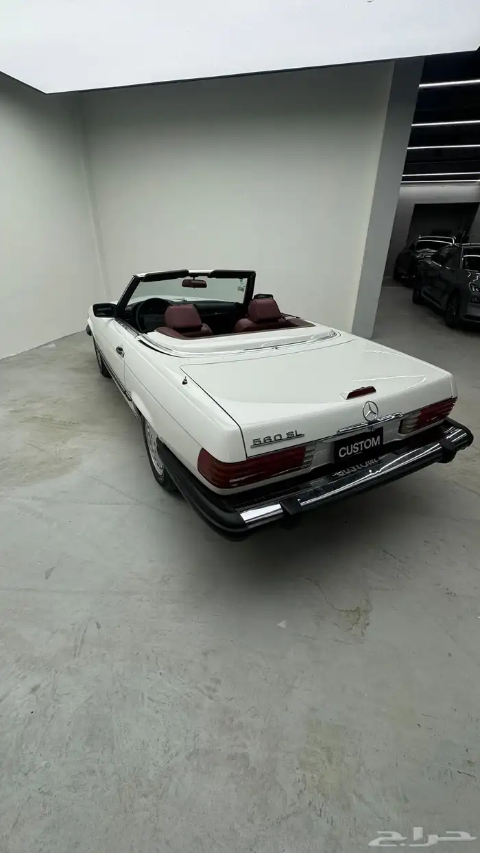 مرسيدس SL560 1987 18
