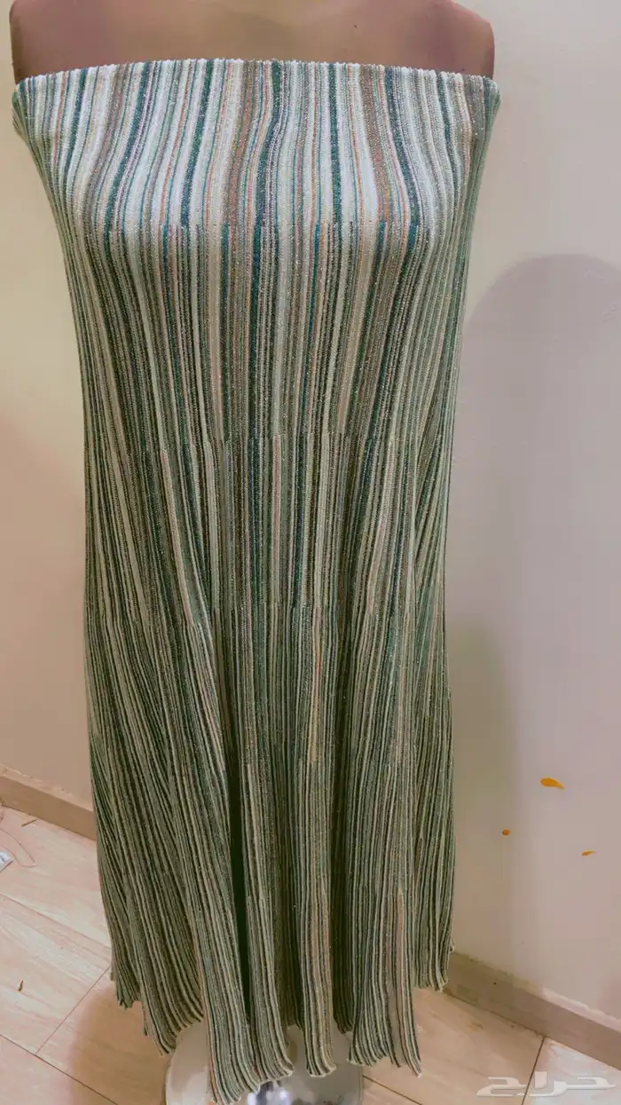 شنط وملابس ماركات 4
