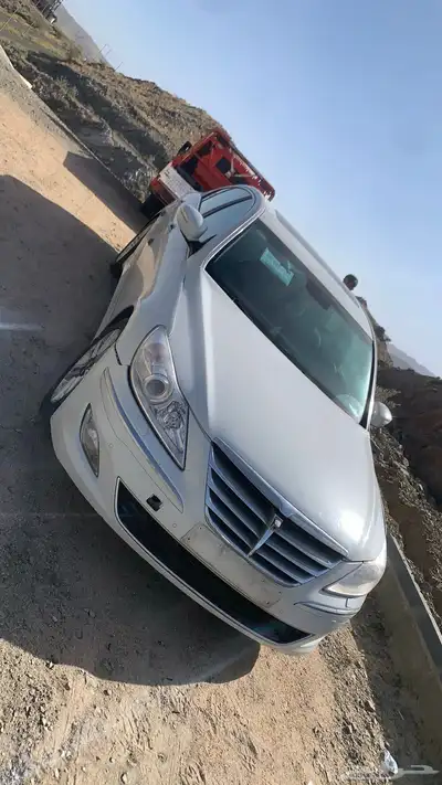 للبيع قطع جنسس 2014 1