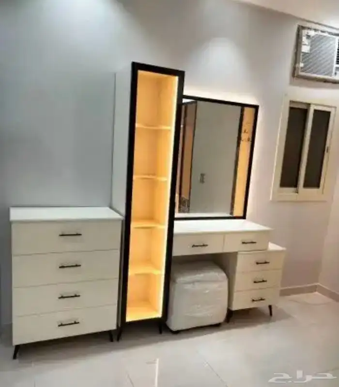 تفصيل غرف نوم وتركيب ديكورات خشبية والتنجيد 0