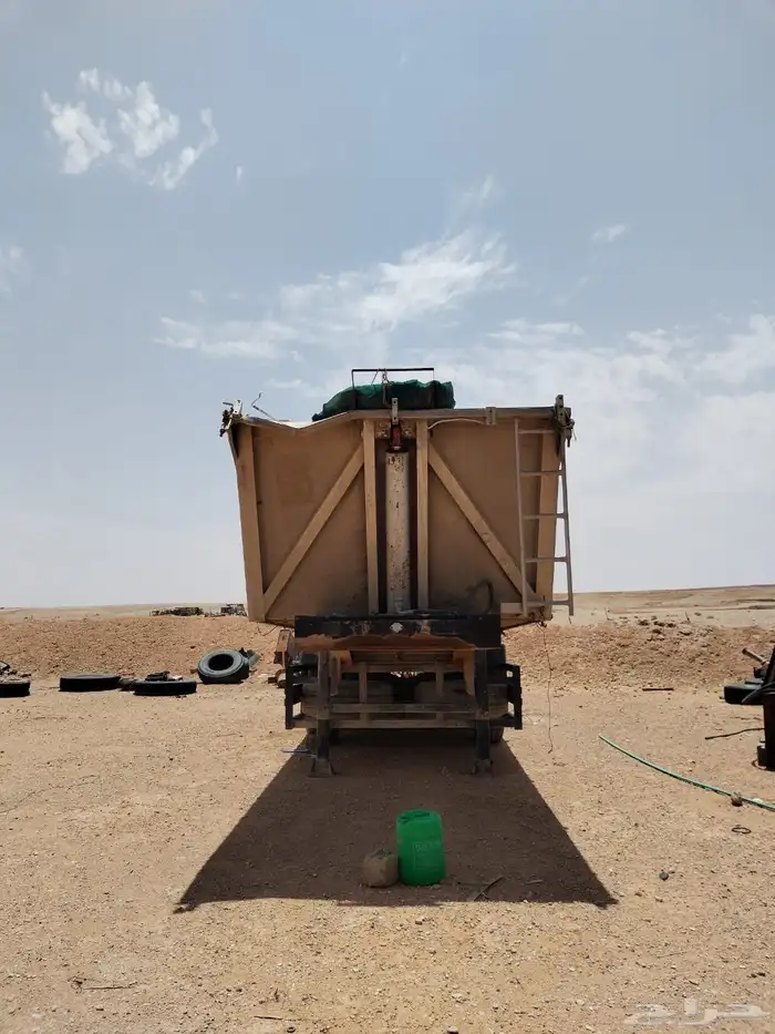 للبيع صندوق قلاب المنيوم 4