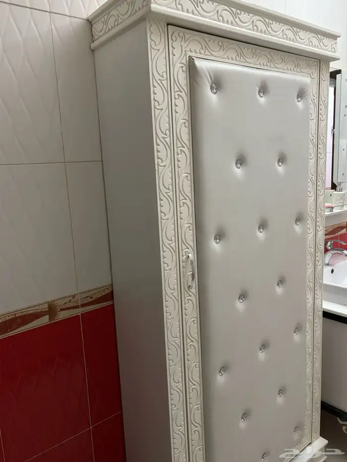 دولاب عبايات 1