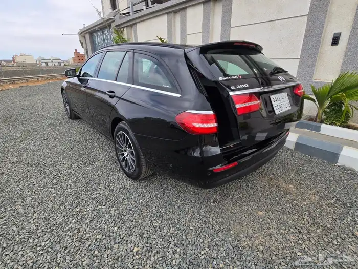 مرسيدس بنز استيشن خليجي وارد القرقاش 18