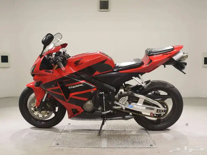 هوندا CBR 600 موديل 2006   نظيف جدا 1