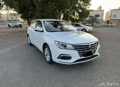 ام جي 5 2023 نظيفة 3