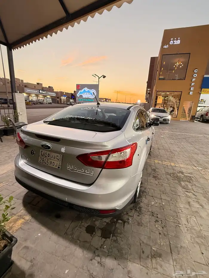 سيارة فورد فوكس للبيع 0