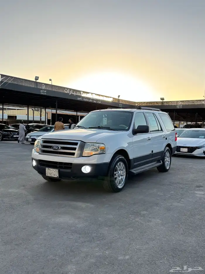 فورد اكسبديشن 2013 تم البيع 2
