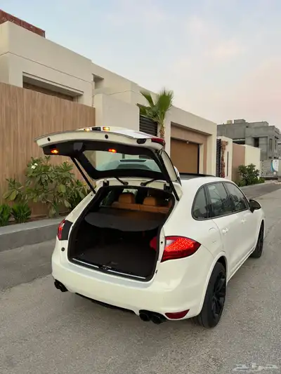 بورش كاين 8V تنفس طبيعي 11