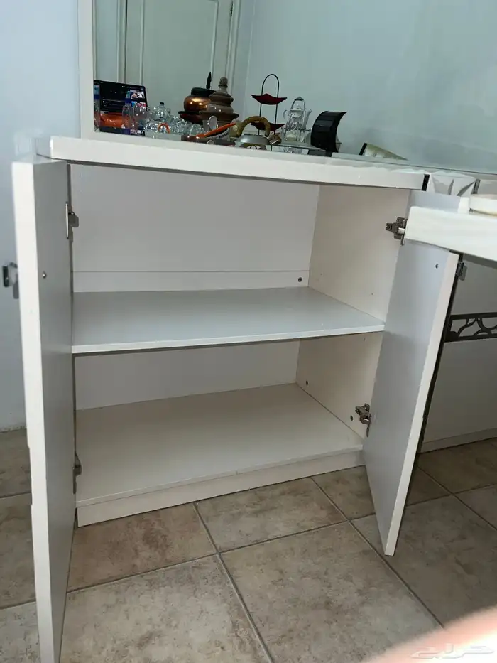 طاولة طعام و بوفيه 1