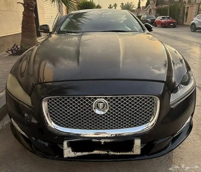 للبيع جاكوار xj بلوحة مميزة 666 0