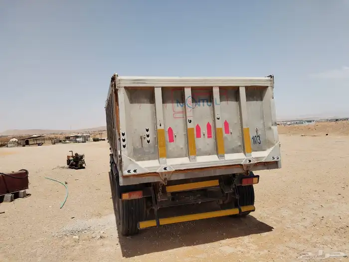 للبيع صندوق قلاب المنيوم 2