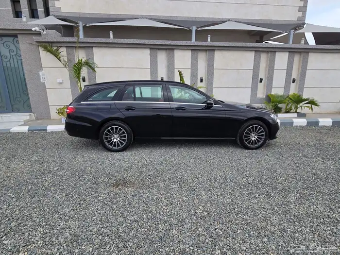 مرسيدس بنز استيشن خليجي وارد القرقاش 76