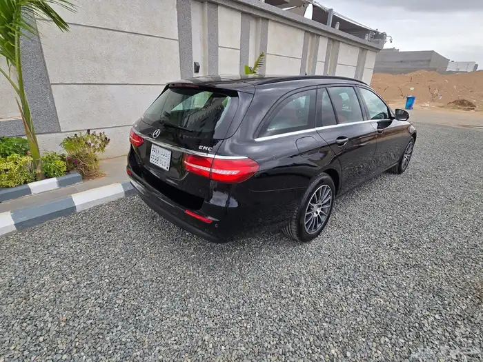 مرسيدس بنز استيشن خليجي وارد القرقاش 73