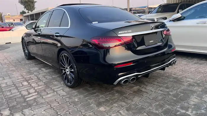 مرسيدس E53AMG موديل 2022 عداد 14 000 كم 2