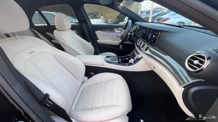 مرسيدس E53AMG موديل 2022 عداد 14 000 كم 14