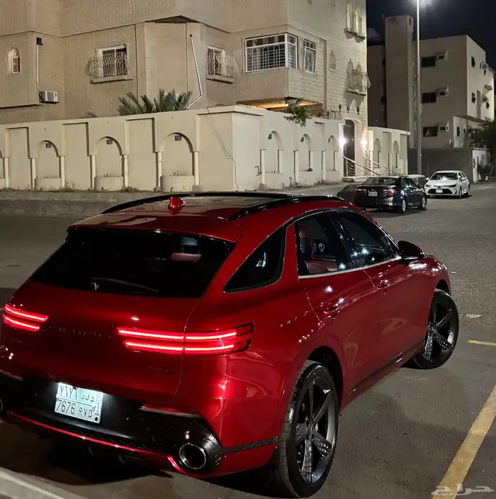 جيب جينسس GV70 رويال سبورت موديل 22 مخزن شبه جديد 5