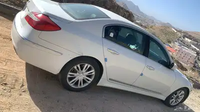 للبيع قطع جنسس 2014 2