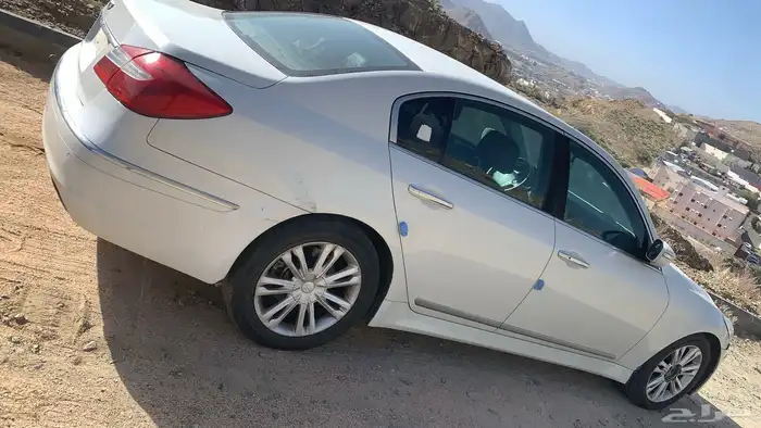 للبيع قطع جنسس 2014 2