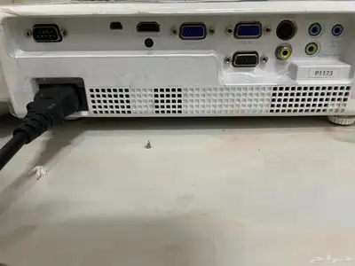 للبيع بروجكتر acer مع جميع ملحقاته 2