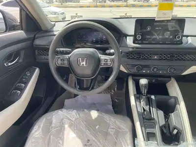 للبيع هوندا اكورد 2025 سعودي جديد 13