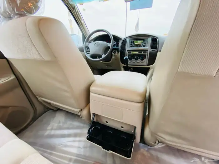 جيب لاندكروزر قير عادي مخزن تم البيع 49