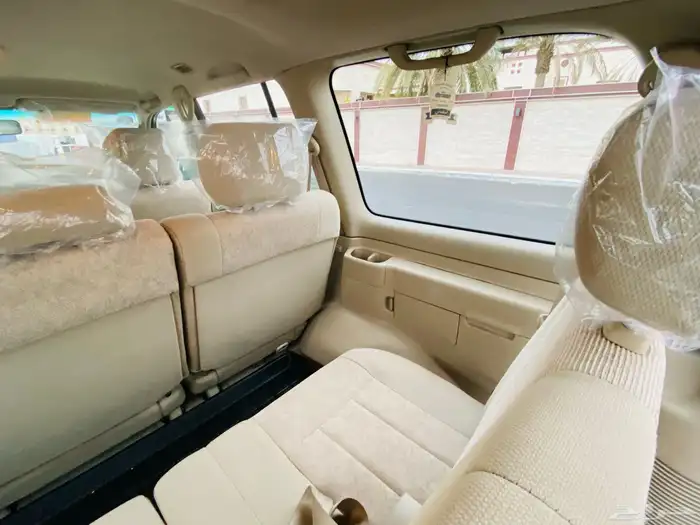 جيب لاندكروزر قير عادي مخزن تم البيع 39