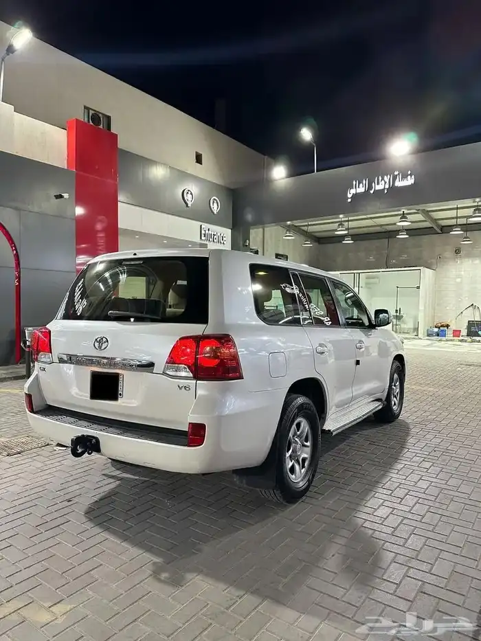 لاندكروزر 4