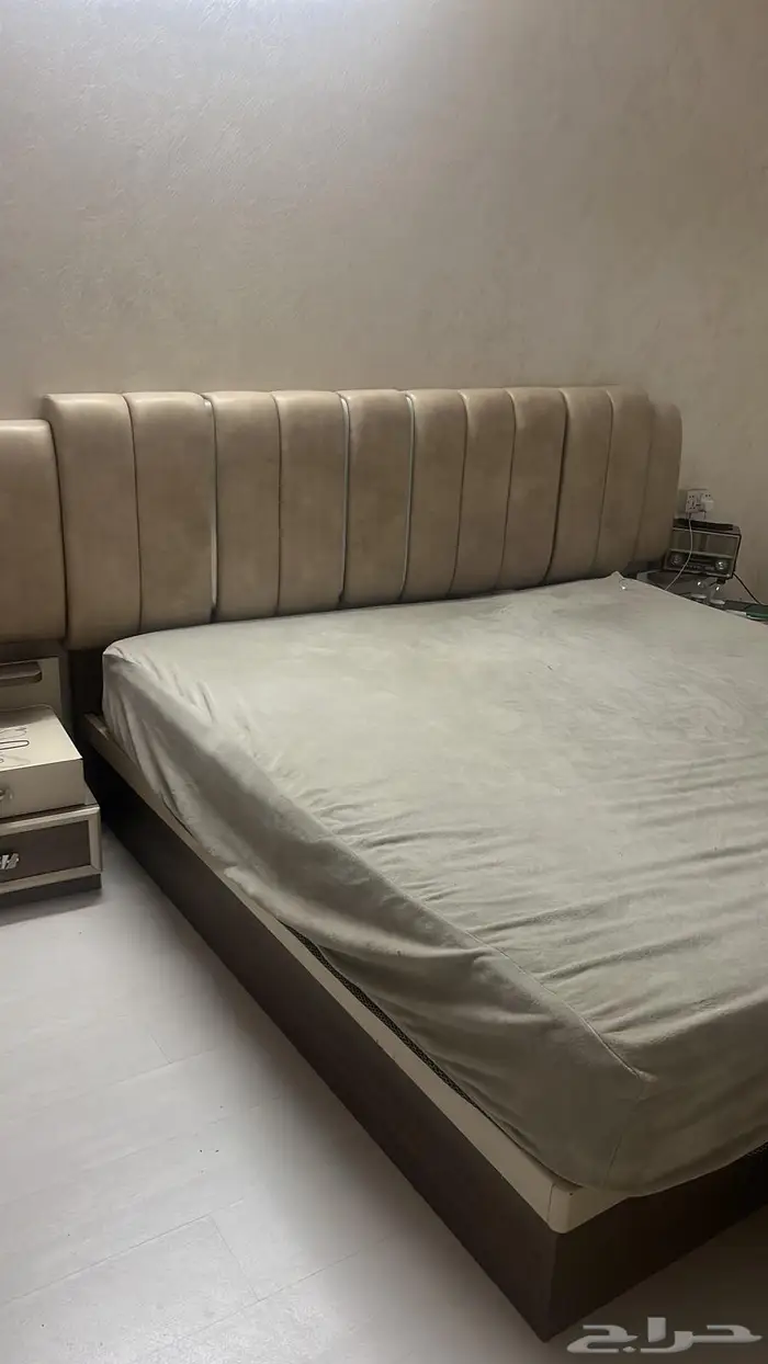 اثاث غرفه نوم للبيع 0