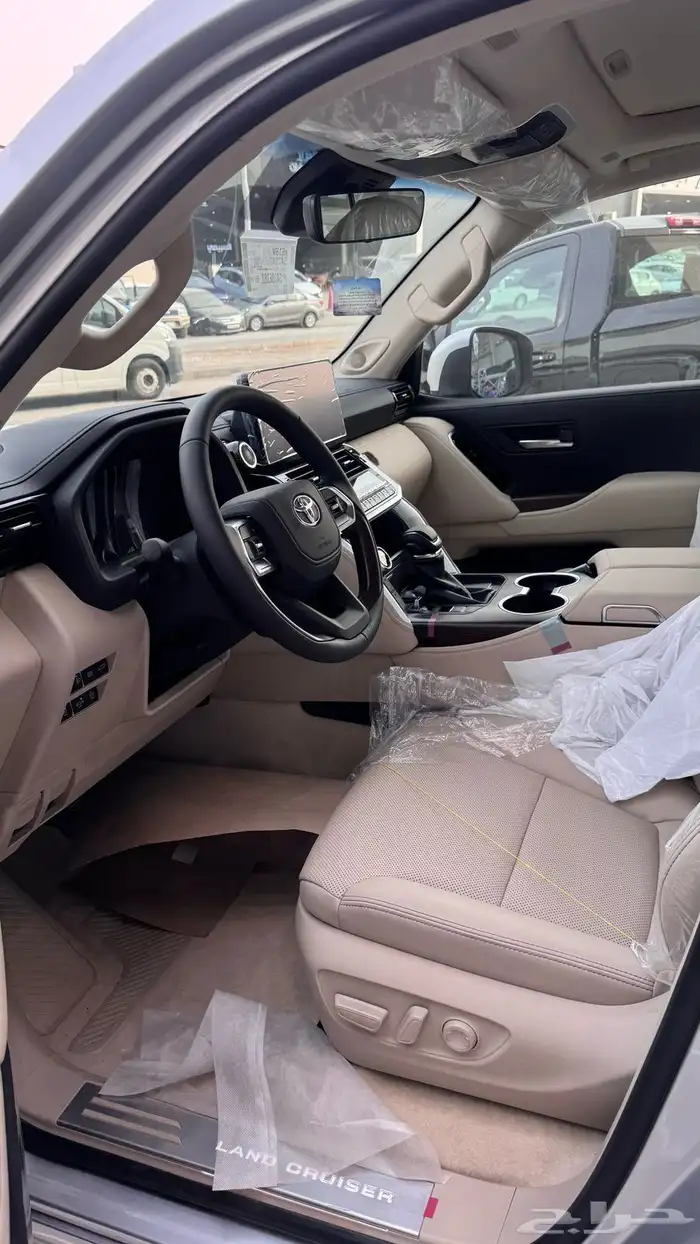 لاندكروزر - GXR-S - بنزين - سعودي - 2025 3