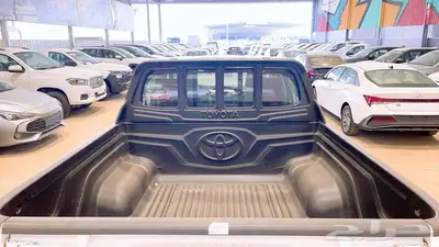 هايلوكس غمارتين S-GLX 4 4 اوتوماتك بنزين 2025 6